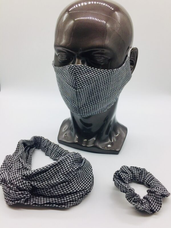 black checkered mask, headband and scrunchies set - Image 3